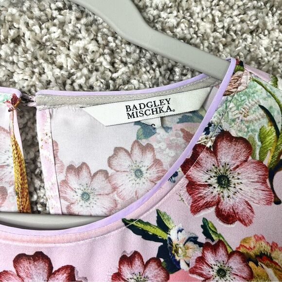 Badgley Mischka Top Women’s XS Pink & Gray Floral Print Short Bow Sleeve Blouse - Picture 3 of 7